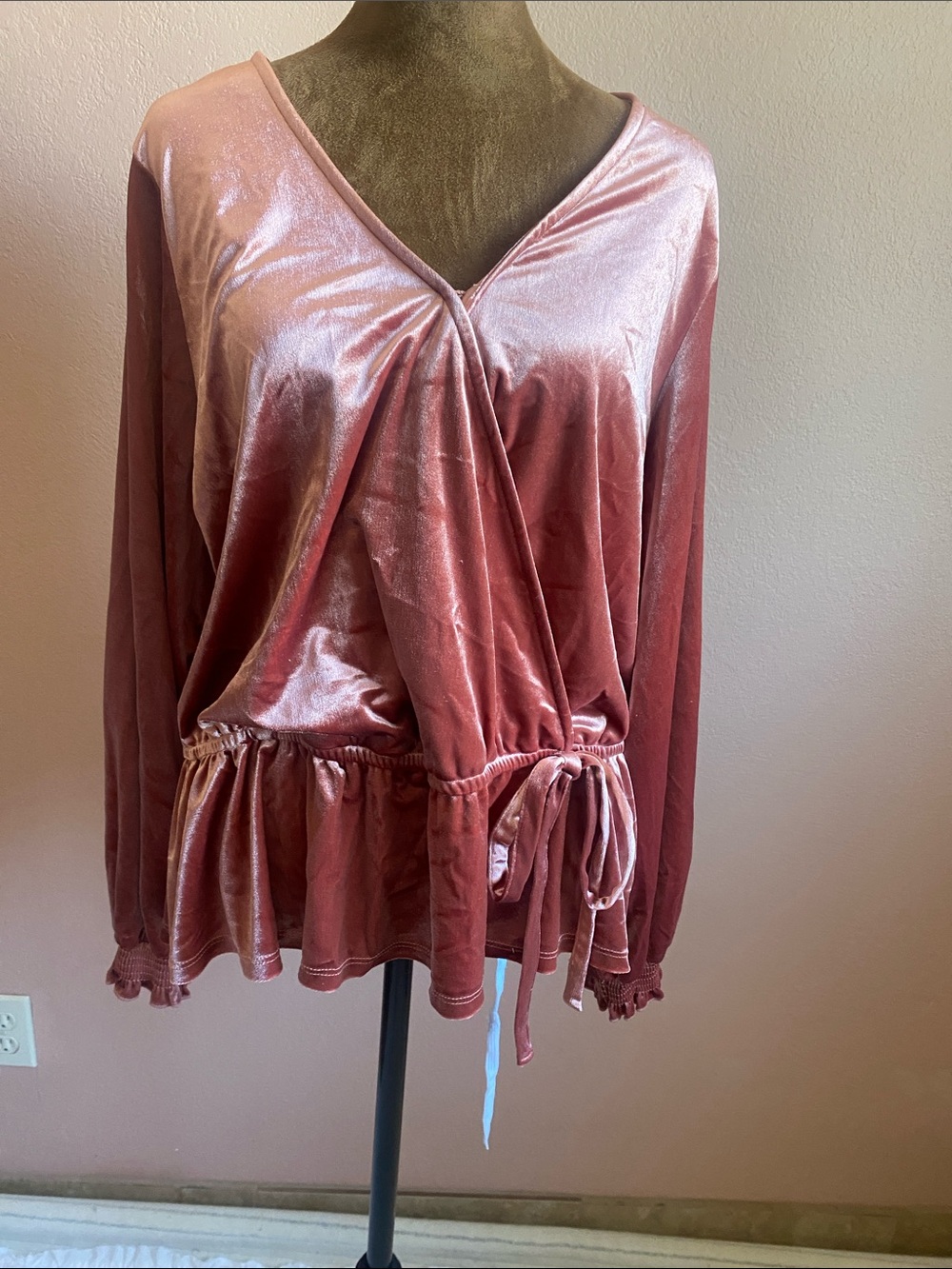 LC LAUREN CONRAD  Velvet Wrap Peplum Top - Blush Rose